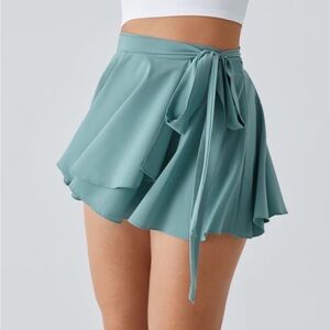 Halara XL Teal Wrap skort with pocket-new but tags did fall off but are included